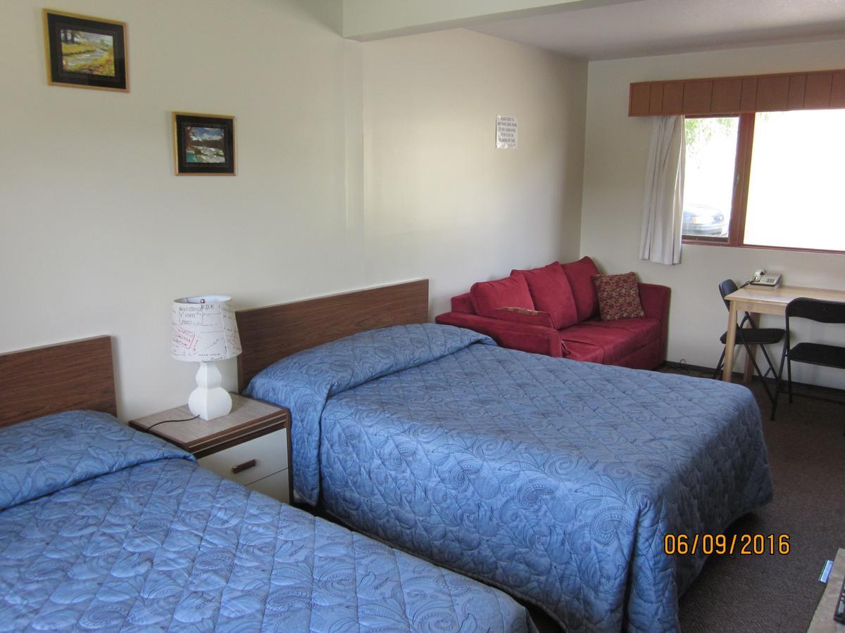 Valleyview Motel Williams Lake Kültér fotó