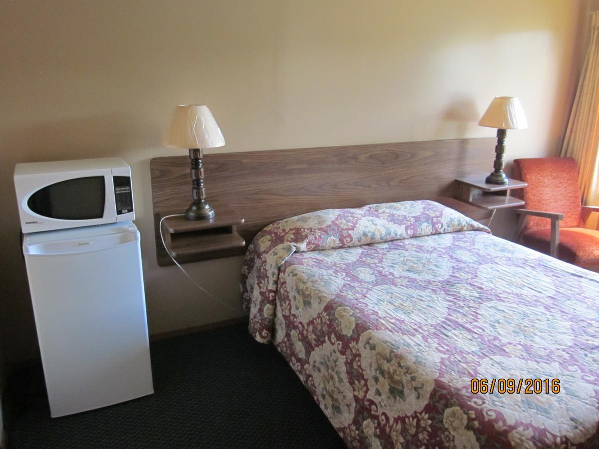 Valleyview Motel Williams Lake Kültér fotó